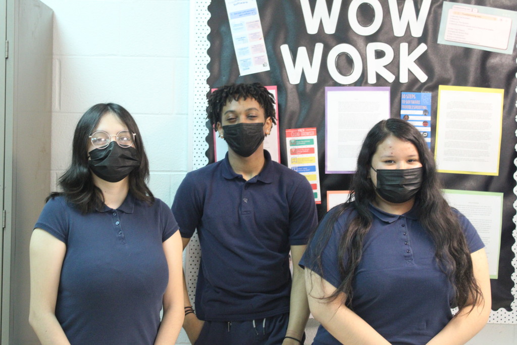 I.T. students representing their program by wearing blue.