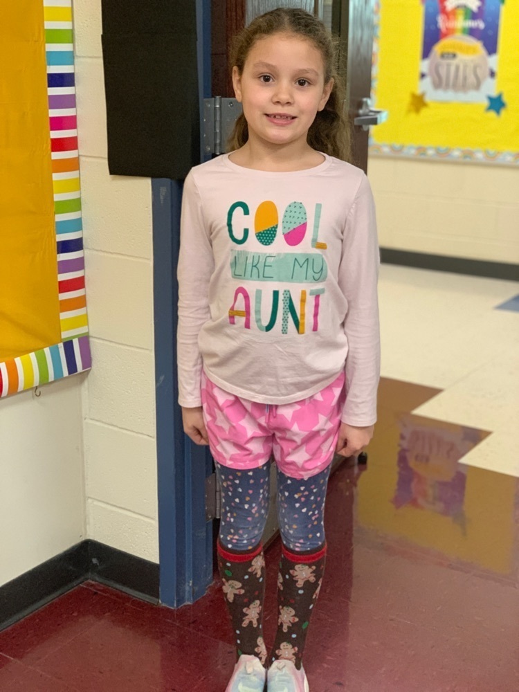 mismatch outfit
