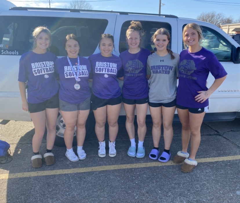 Lady Pirate Powerlifting Team