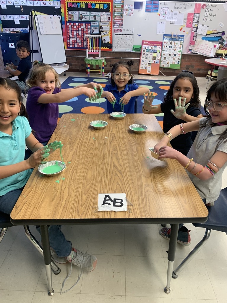 Hillcrest students with Oobleck