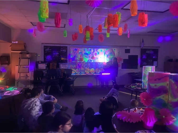 glow show