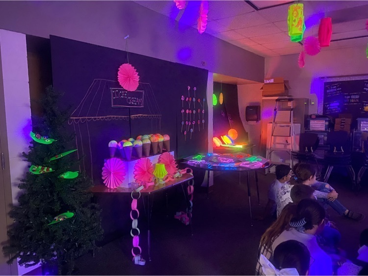 glow show