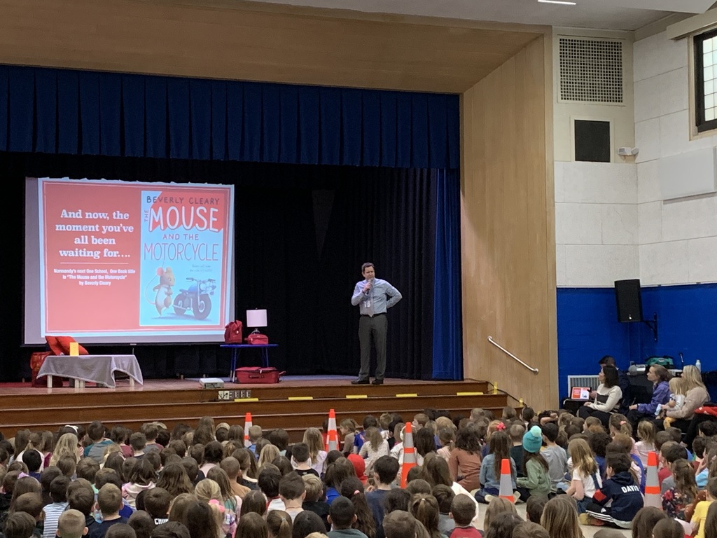 One School One Book pic