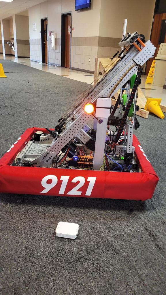 9121 Robot