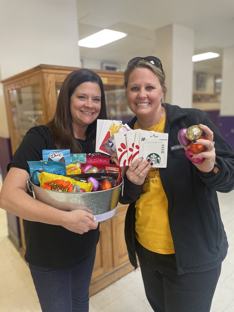 Mrs. Mello and Mrs. Singleton with the prizes
