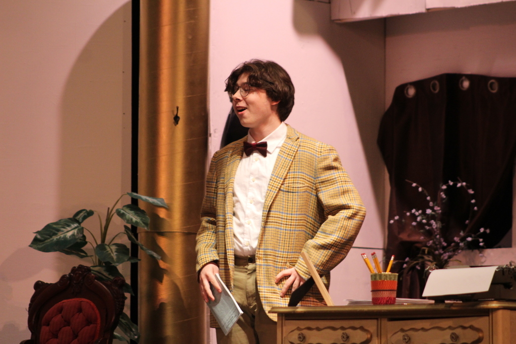 ELLSWORTH HIGH SCHOOL PRESENTS THE SPRING PLAY…