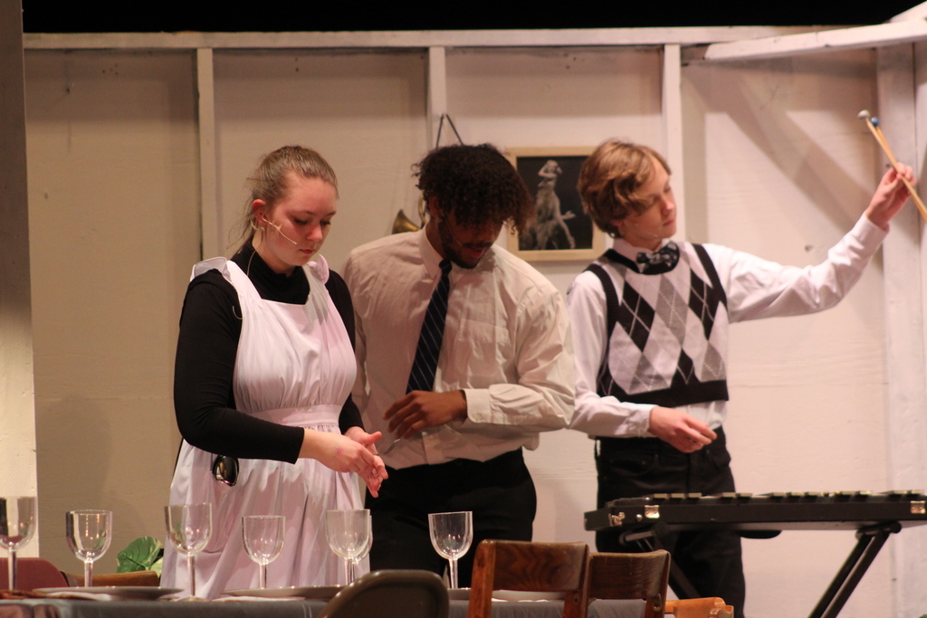 ELLSWORTH HIGH SCHOOL PRESENTS THE SPRING PLAY…