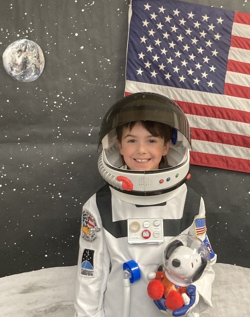 Forward to the Moon Camp 🚀 Las Cruces Public Schools The Challenger Learning Center of Las Cruces offered 6-day camps during the 2022-23 school year. As always, we had an excellent crew to work with. Plans are now being made for summer camps. Stay tuned for details. #NM #LasCruces #Science Challenger Learning Center of Las Cruces