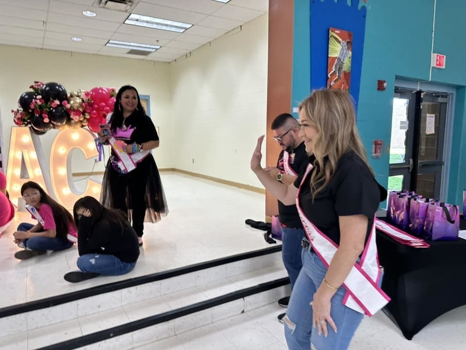 Exciting morning at La Joya ISD!! Our new Interim Superintendent of Schools Mr. Beto Gonzalez along with our Board of Trustees President Alejandro “Alex” Cantu and Board Member Esmeralda Solis got to visit the lovely community of Sam Fordyce Elementary in Sullivan City, where their Cycle 10 ACE program conducted a fantastic Girls Empowerment Conference.  Mr. Gonzalez surprised our Girls Empowerment Conference attendees with a visit and some words of affirmation, and he was easily able to urge them to believe in themselves, value their strengths, and captivate their self-worth.  These subtle details make a tremendous difference to our students. Congratulation to Sam Fordyce Elementary and the Cycle 10 Ace Program for hosting such a motivational event! Together, we are transforming lives and setting La Joya ISD students up for success.