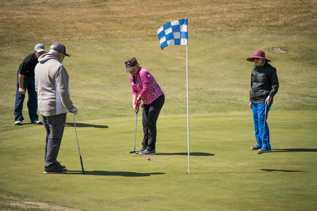 Group on putting green