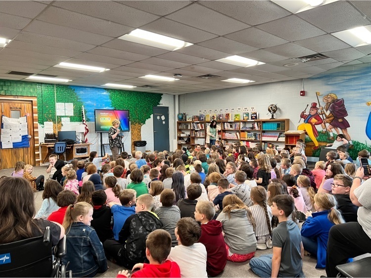 Owsley Elementary School welcomed Kentucky Author, Nancy Allen, for a book reading and signing. Each student received a personalized copy of "Dear Komodo Dragon" to take home.