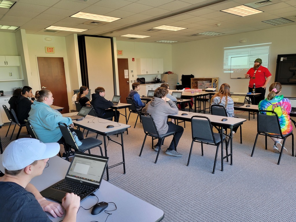 Today LHS support students attended the Carnegie Hall FabLab at the Career Link center in Gettysburg. They got to use Inkscape to design gliders and key tags. They then printed them out on a laser printer. Students had a fun time learning the design process and seeing the end result. 