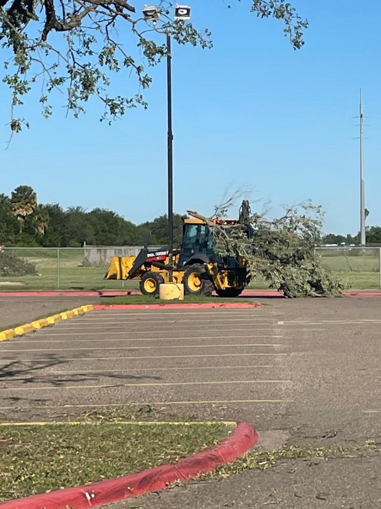 We want to take a moment to recognize and thank the hardworking staff from the Operations Department who are tirelessly working to remove debris from across our district. Your dedication and commitment to ensuring the safety and well-being of our community is truly inspiring. We understand that the past few days have been challenging, but your hard work has made a significant difference in the lives of our students and their families. We are proud to be a part of such a dedicated team, and we are grateful for everything you are doing to get our district back on track for Tuesday morning. Thank you for your unwavering commitment to our community and La Joya ISD.