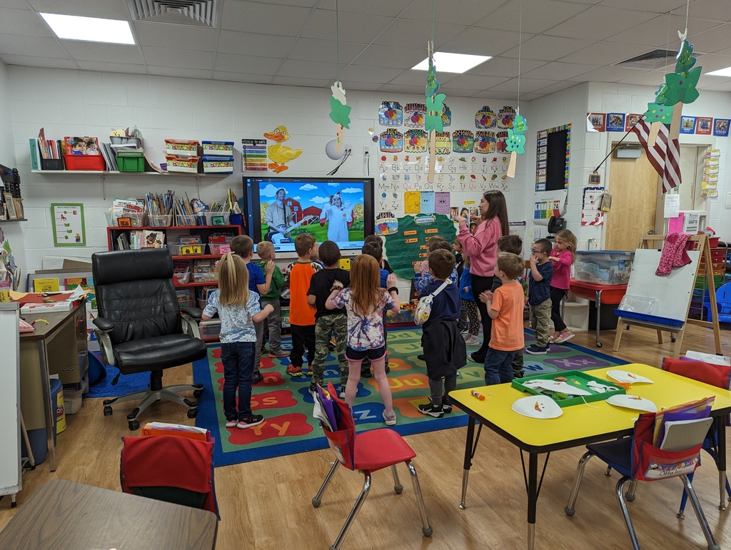leading class dance
