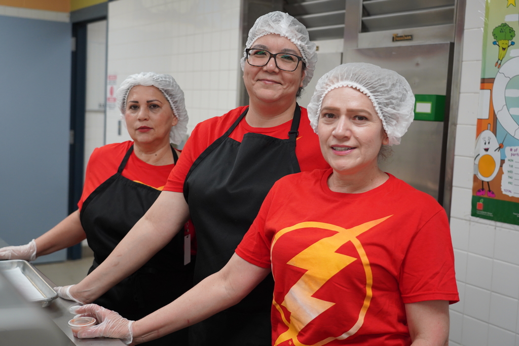🎉 Happy School Lunch Hero Day!  🎉 Help us thank ALL of our La Joya ISD Child Nutrition Services Department for the exceptional work they do every day to ensure our students are provided the appropriate nutritional needs to excel in our schools. Thank you!!! #LJISDTraditionOfExcellence #SchoolLunchHeroDay