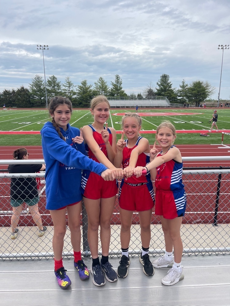 Conference champs in the 4x800!