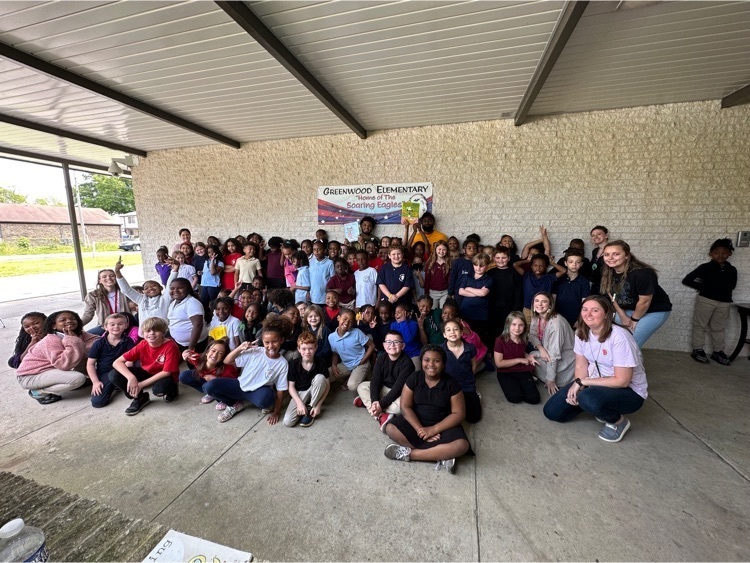 UMES reading to 2nd grade