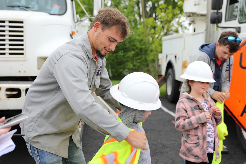 LES Touch a Truck 2