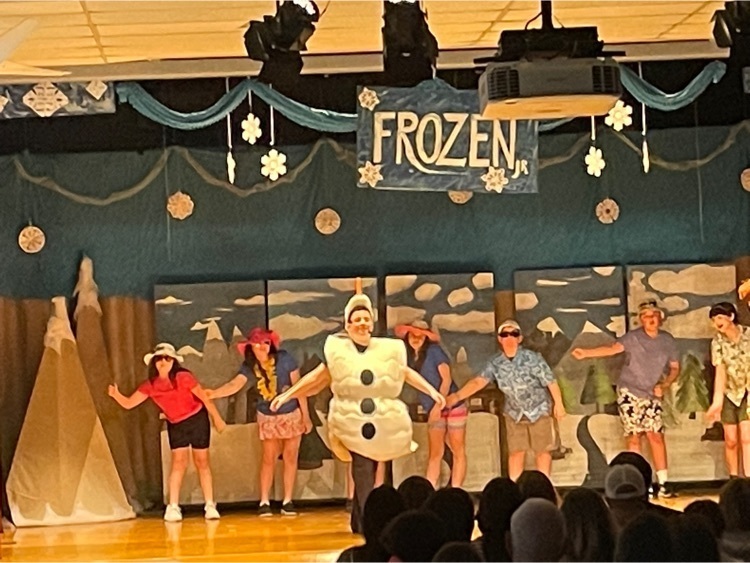 Olaf on stage