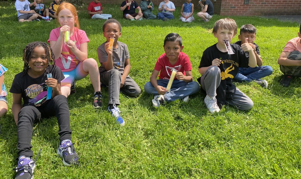 1st Grade enoying a treat