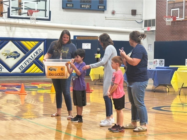 The BEST way to celebrate positive behavior demonstrated by our EC Buffaloes!! Our elementary building handed out over 21,000 Golden Buffalo tickets this year. Way to Be Gold, Buffs! 💙💛🦬