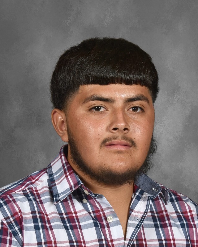 Andres Mendoza Senior Photo