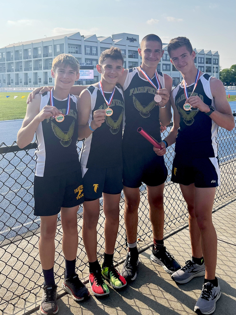 FJHS boys distance medley state