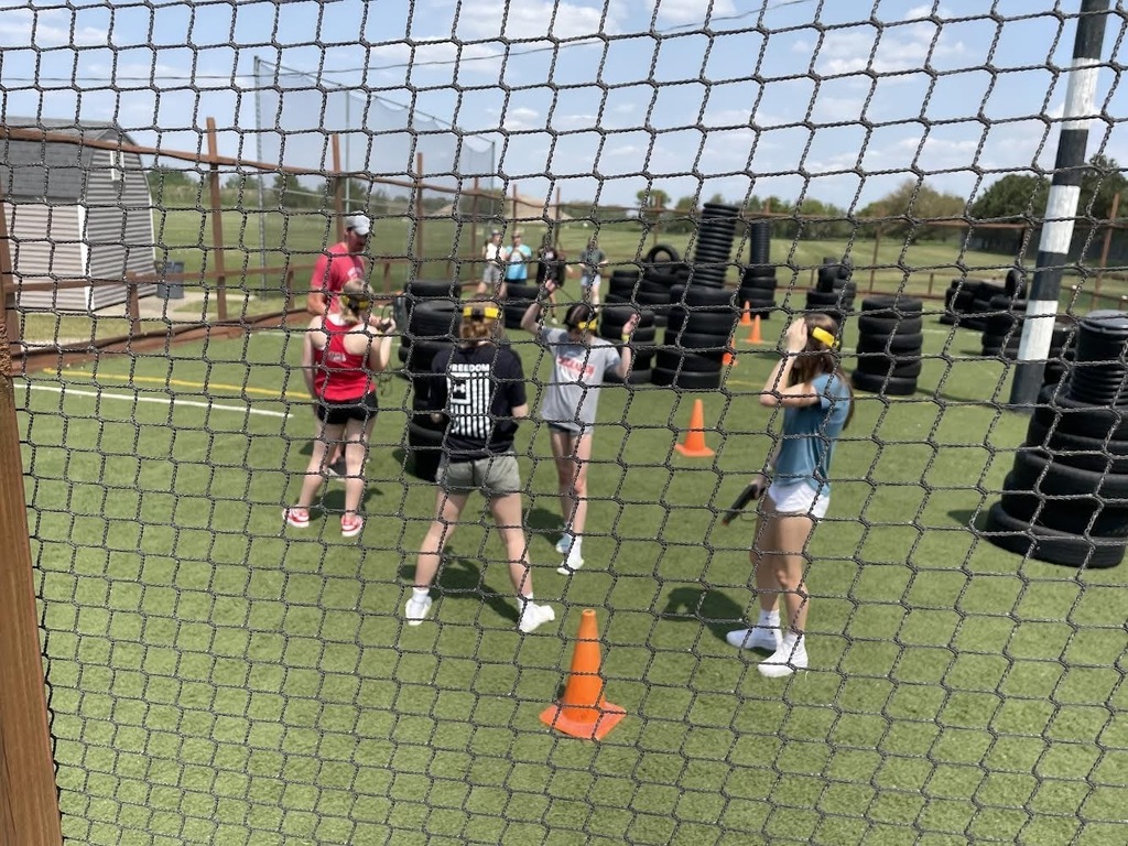 The 8th graders enjoyed their 4th quarter reward at Palmers Family Fun Center in Waterloo today! Weather racing, golfing, or playing tag they had a great time!