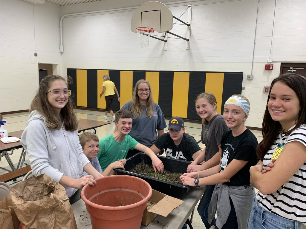 HSAP Roots and Shoots Garden Club gets in the dirt