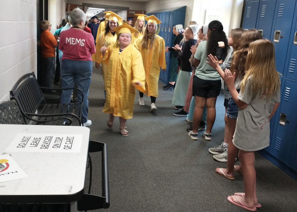 FHS Grad Walk