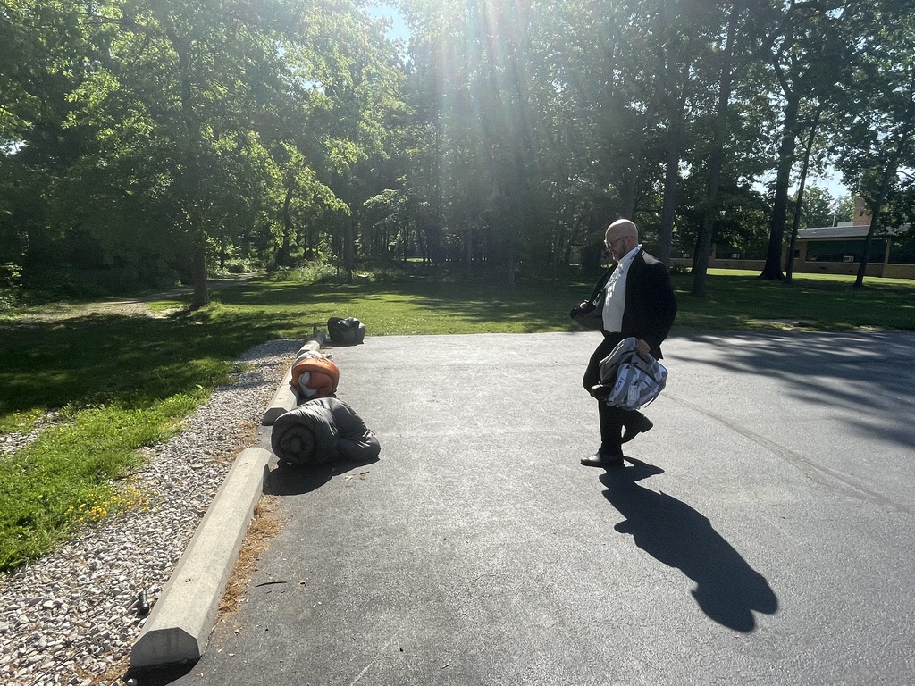 Aaron Ereditario camping relay