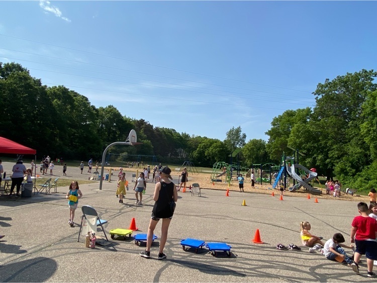 kids playing 