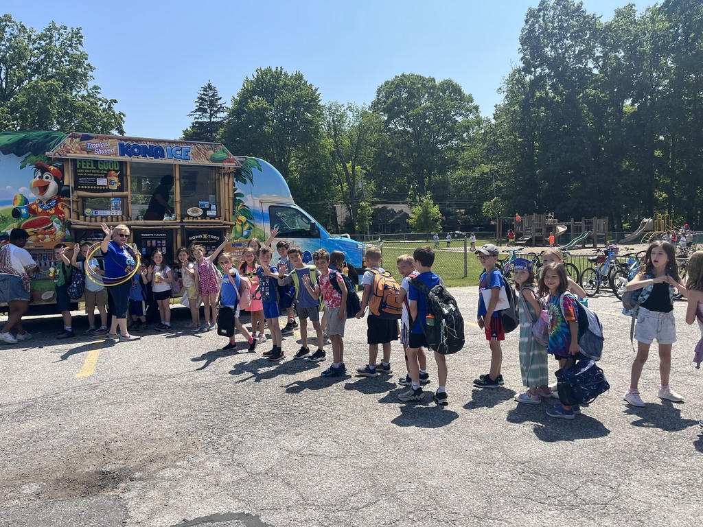 Kona Ice at Glenview Center