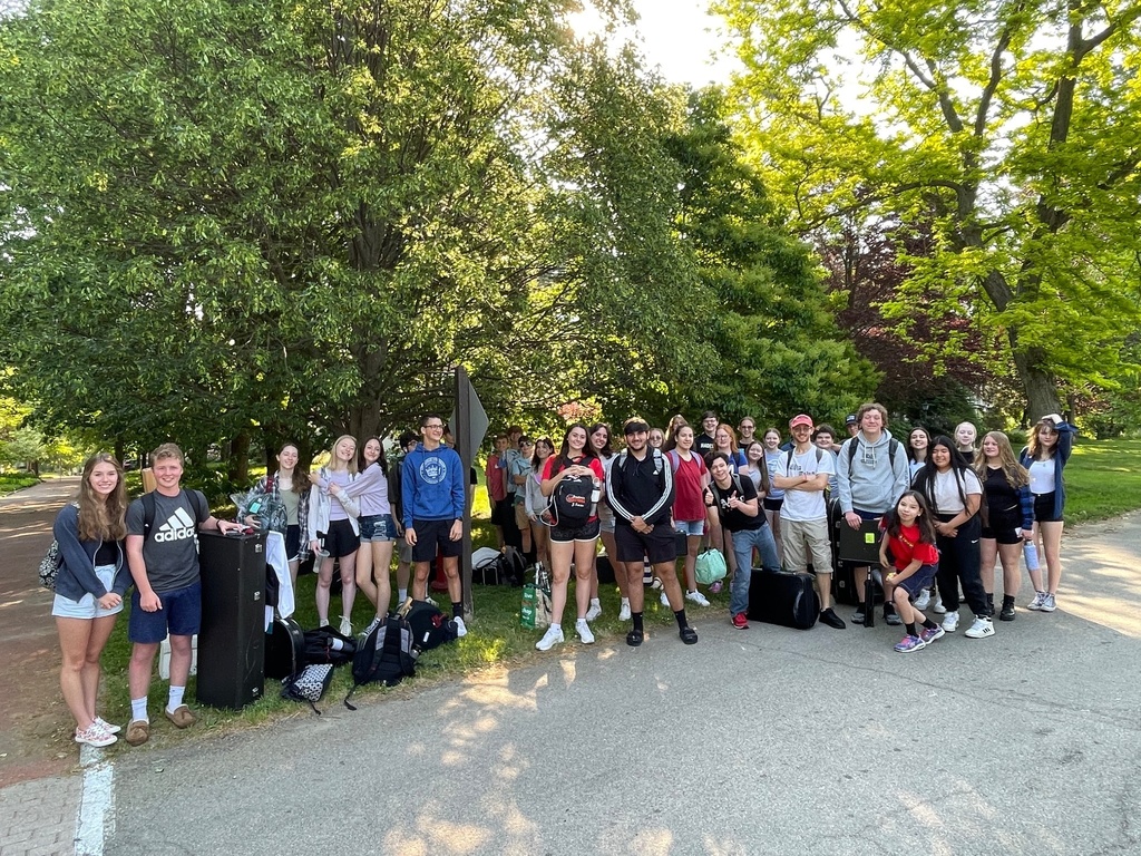 group of fredonia students at chautauqua institution