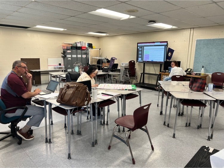 OCMHS Science and Social Studies teachers collaborate with KVEC as they prepare for the upcoming school year!