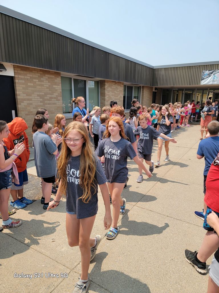 Clapout