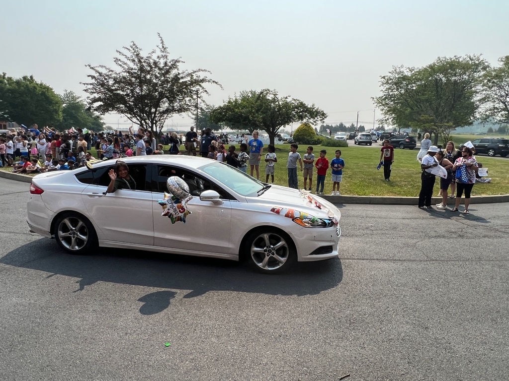4th Grade Car Parade