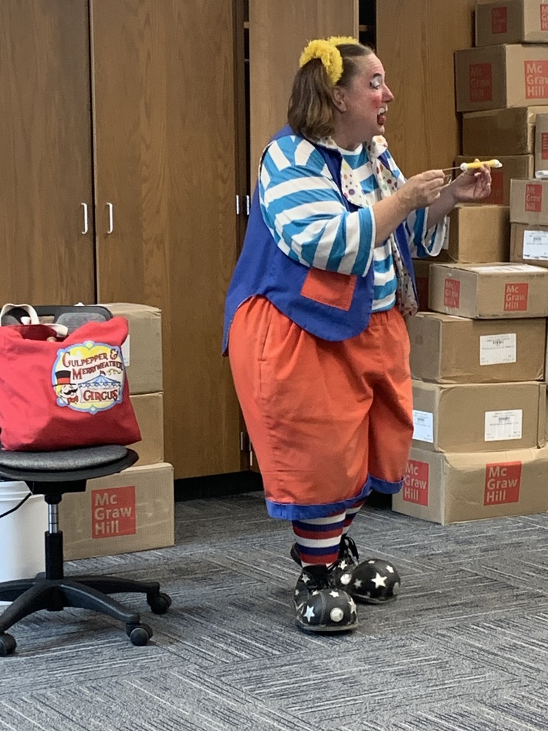 Skeeter circus
