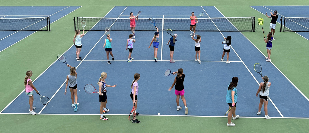 FHS tennis camp