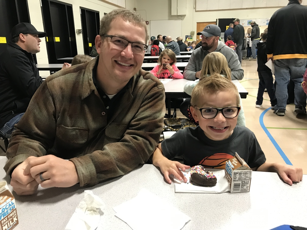 MP East Elementary Donuts with Dads and/or Grownups was a sweet success! ❤️🍩 #mphawks