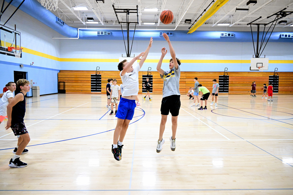 boys basketball camp