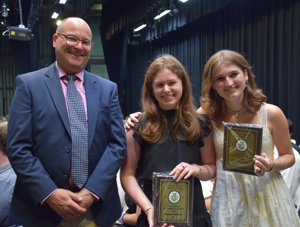 MS and HS celebrate student excellence in 2023.