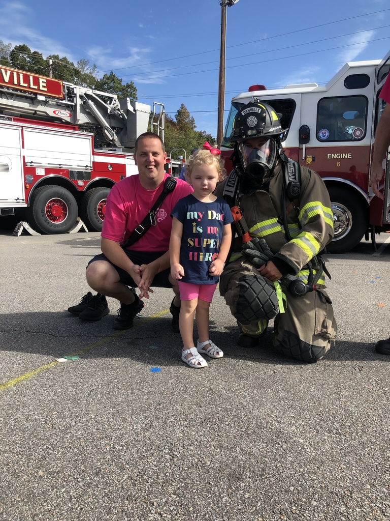 One of our very own K3 students’ daddy was a firefighter! 