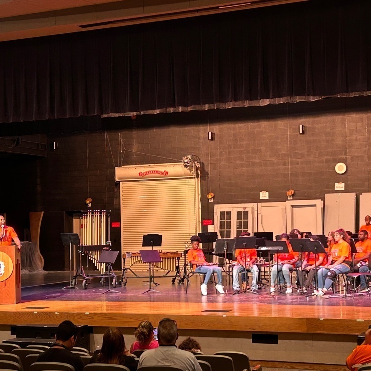 The Falcon community was recently treated to a Summer Band JAM (Joining all Musicians) performance! The performers included junior high, STEM 6-8, and high school students. πΆ