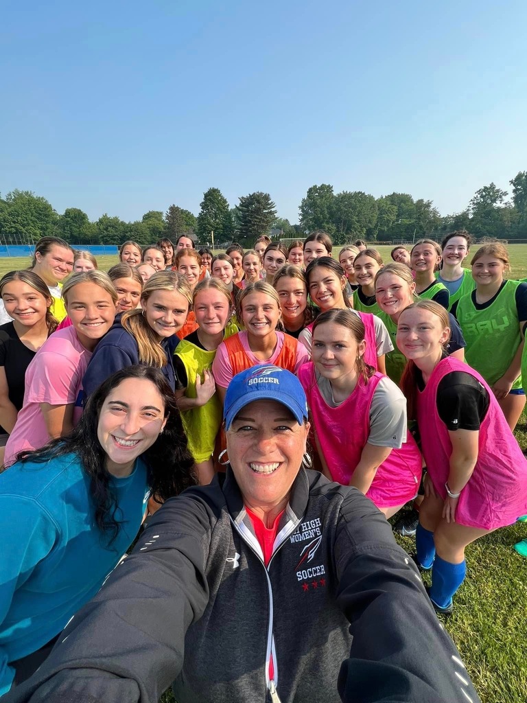 girls soccer selfie