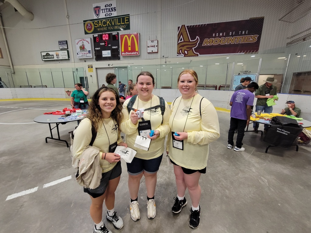 Alaina, Abigail, Leah