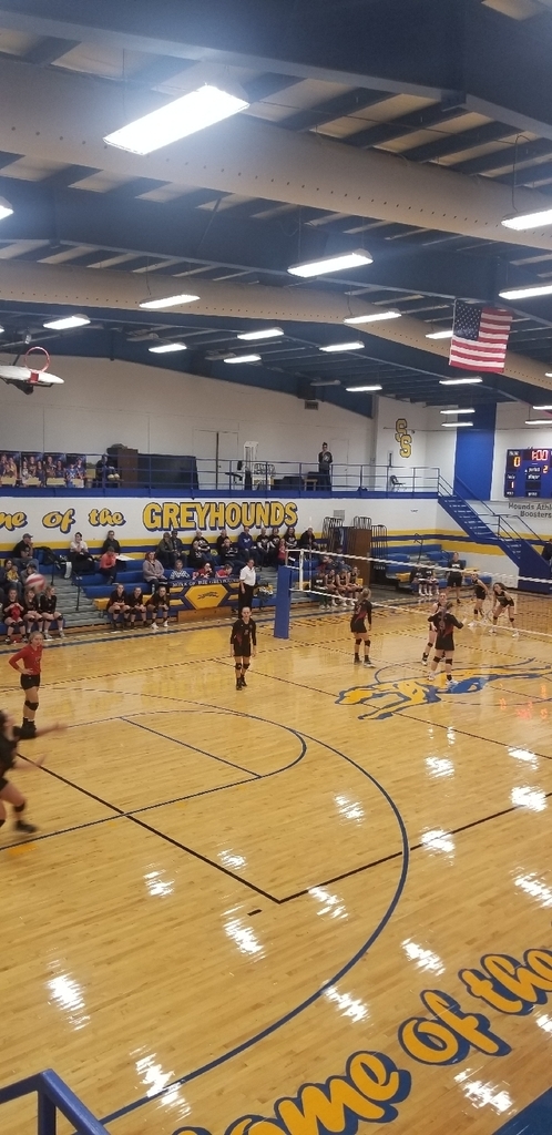 1-0 2nd set!