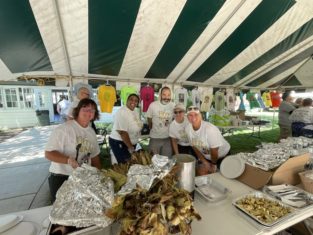 Volunteers at RibFest at Gurnee Days
