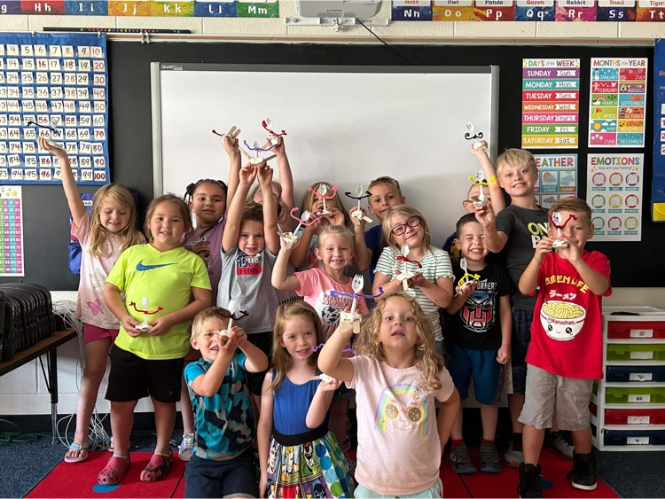 We went over emotions and friendship by making our own friend forky!  🔴🔵  #HESRedHawks #USD415 #RedHawkReady #Hiawathaks #HiawathaKansas #VisitHiawatha 🔴🔵