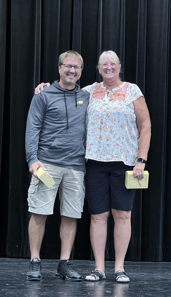 Jeff Murphy, Cindy Duwa